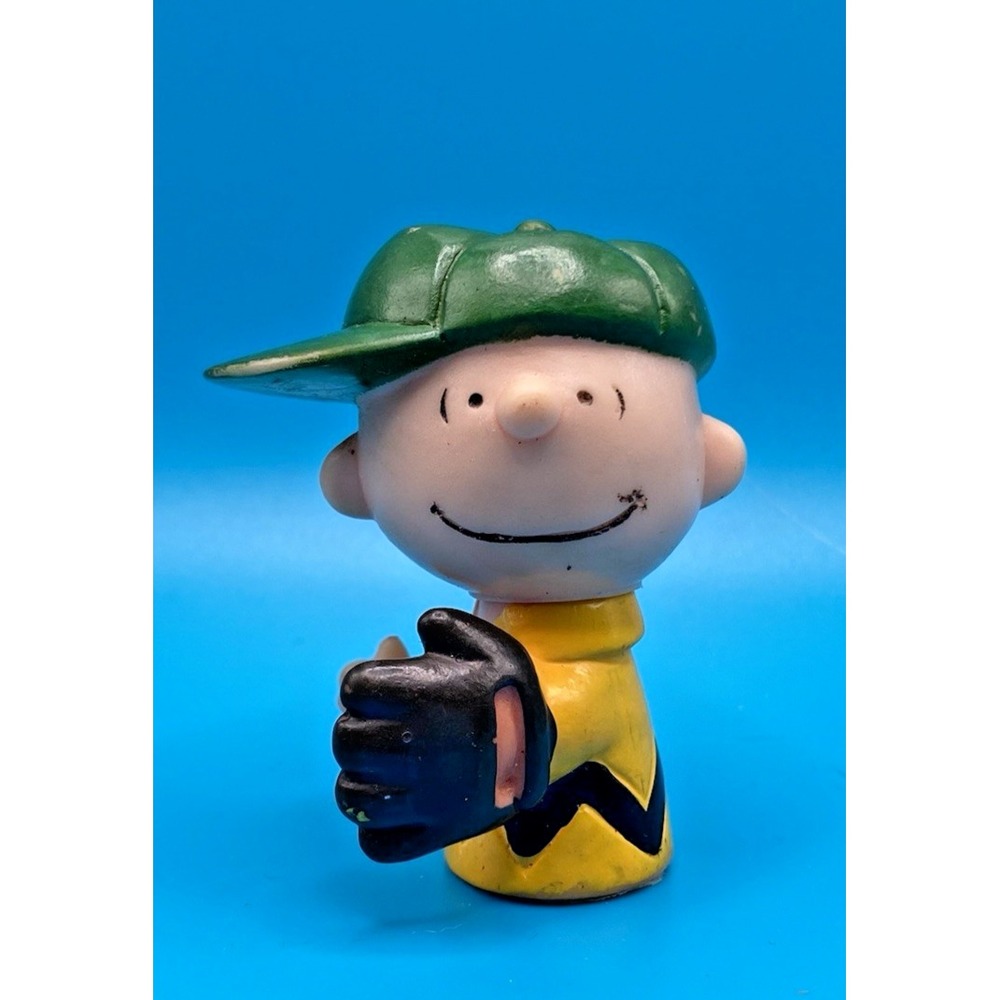 Vintage Charlie Brown Baseball Glove Green Hat 1950 Peanuts Figure